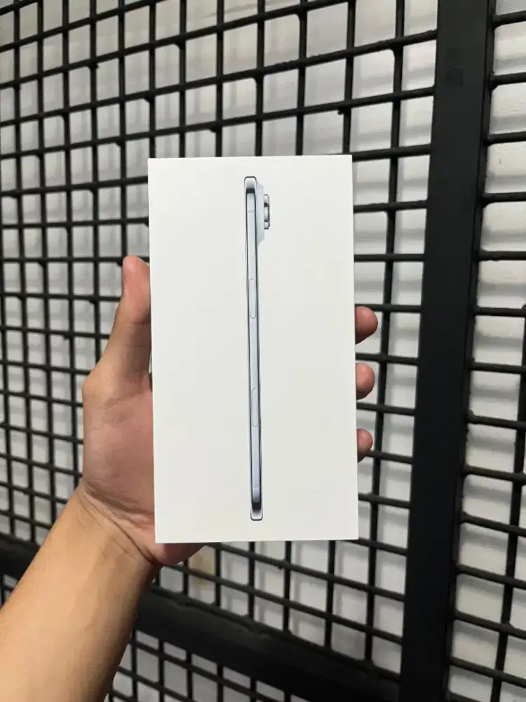 iPhone Air 256GB Sky Blue Garansi Resmi