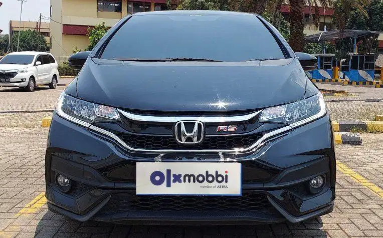 TDP 10JT Honda Jazz 1.5 RS Bensin-AT Hitam 2018