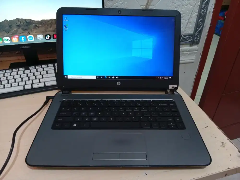 Laptop HP 240 G3 Core i3 4005U 4GB/320GB Intel Graphics Murah