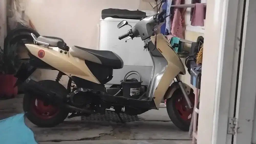 Dijual cepat kymco free ex