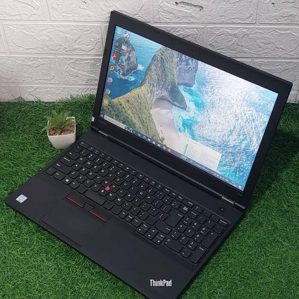 LENOVO THINKPAD L570 INTEL CORE i3-600U RAM 8GB SSD 128GB