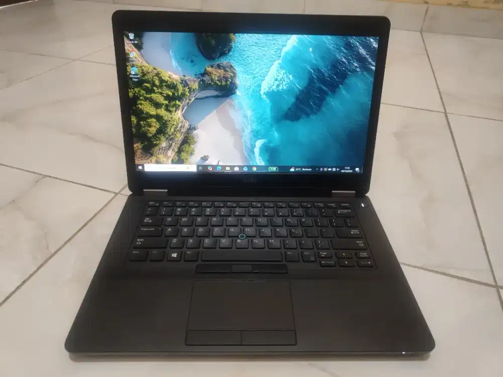 Dell latitude i5 8/256