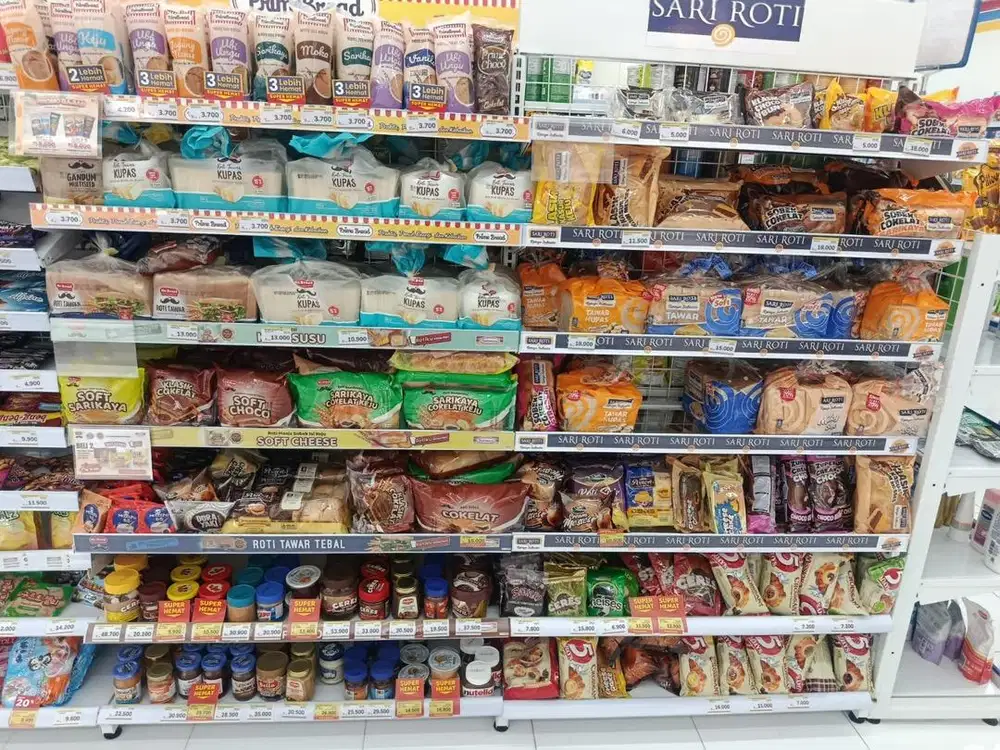 LOWONGAN KERJA CLEANER