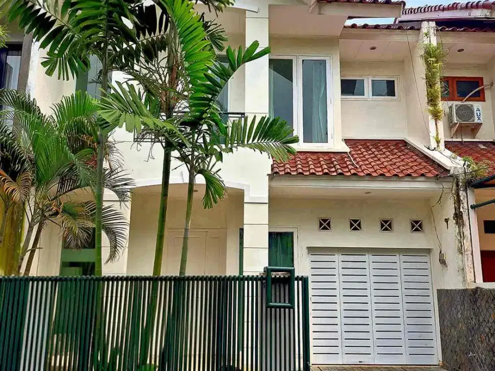 Jual Cepat Rumah Cluster Modern Terawat Lokasi Strategis di Praja Dalam Gandaria Jaksel