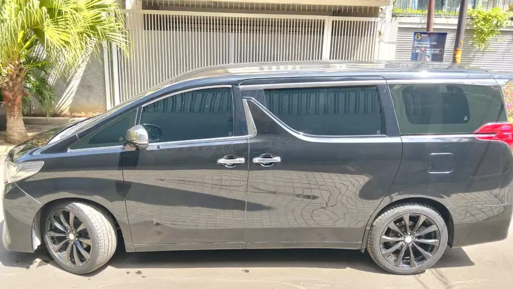 Toyota Alphard 2015 Bensin