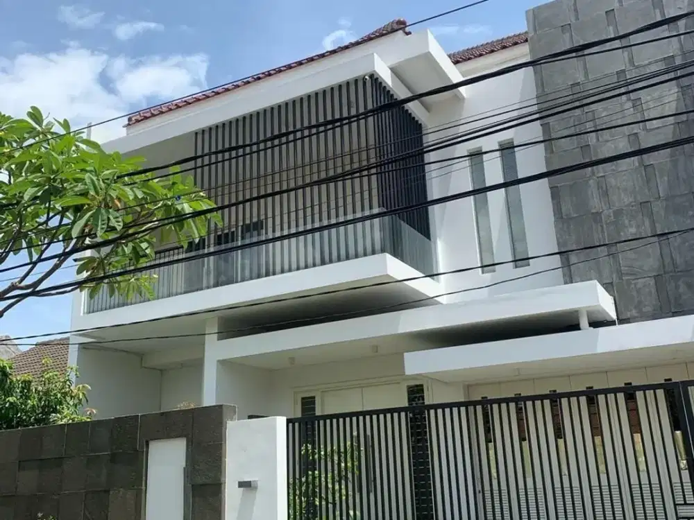 Rumah Mewah Jemursari Siap Huni Lokasi Strategis Dekat Kendangsari, Tenggilis, UBAYA