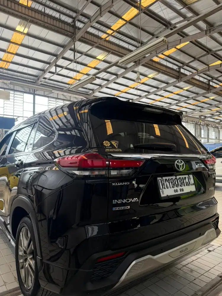 Toyota Kijang Innova 2023 Hybrid