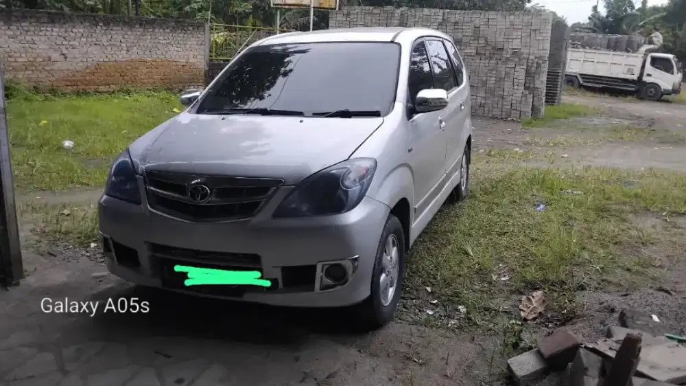 Dijual Avanza g matic 2010