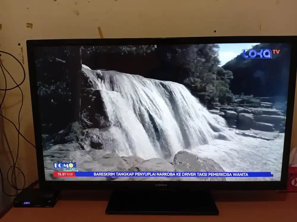 Tv led konka 40 inc dan stb