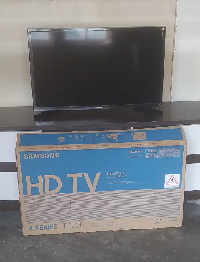 Samsung HD TV 32 (Smart TV 4 Series)