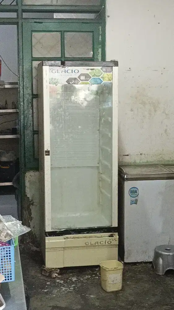 Jual 2 unit showcase 4susun dan 5susun