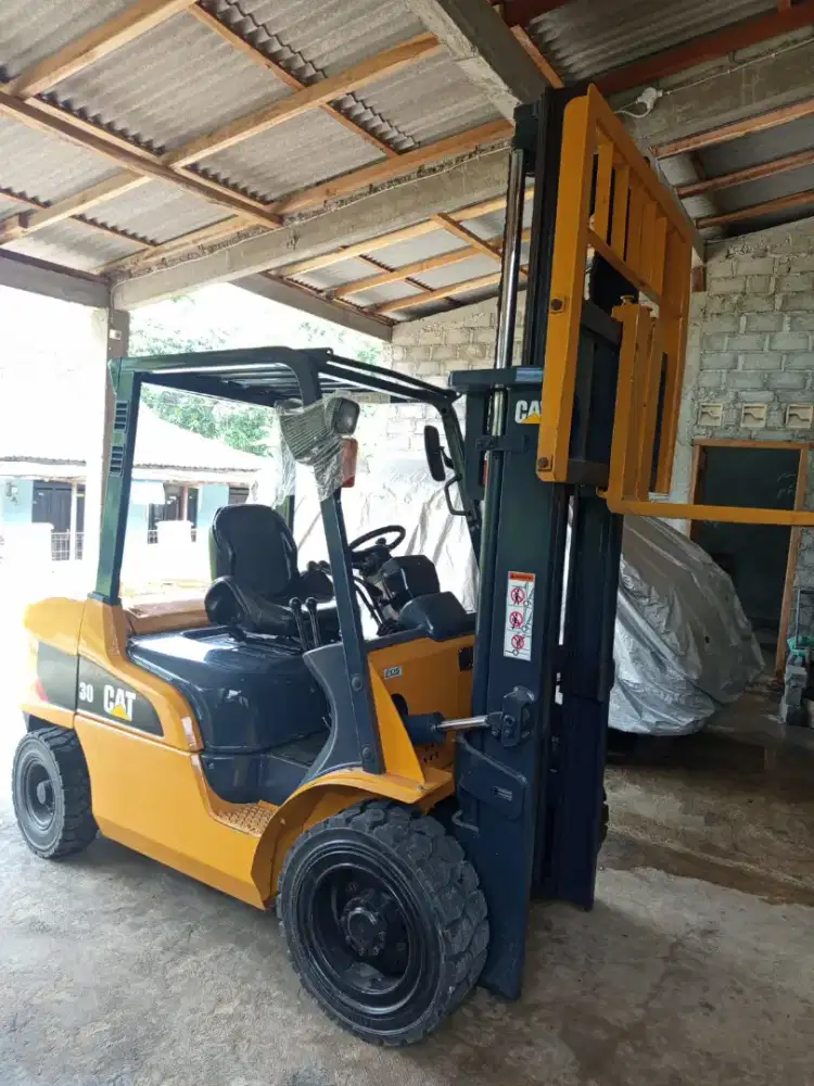 Forklift 3 Ton 2020 Caterpillar mesin Mitsubishi Japan