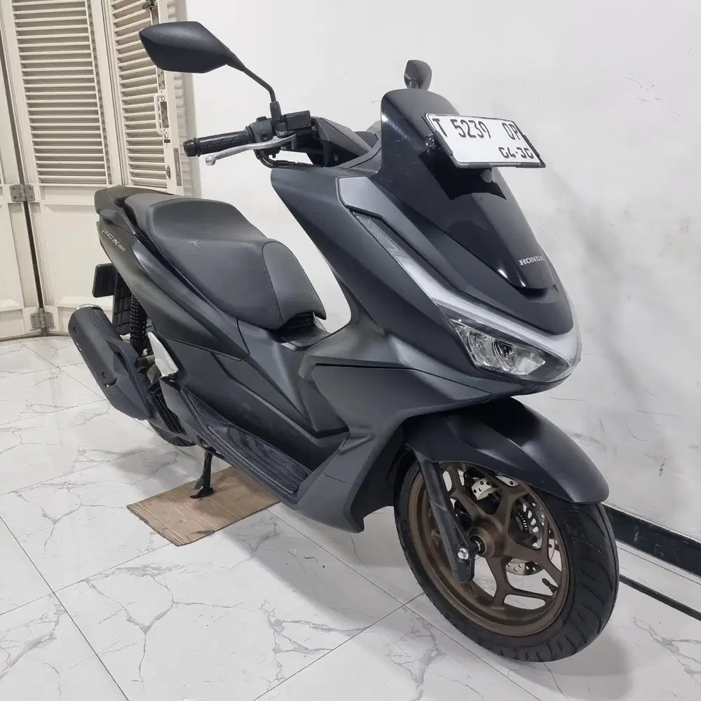 Honda New PCX 160 ABS Keyless 2025 bln 4 km 2 rb Kredit bisa dibantu