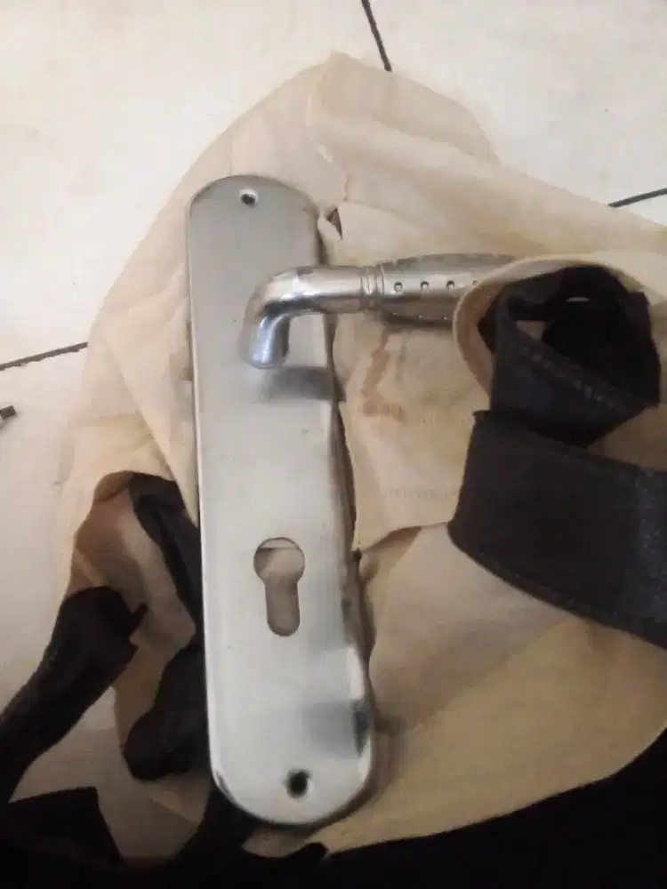 Gagang pintu masih bagus