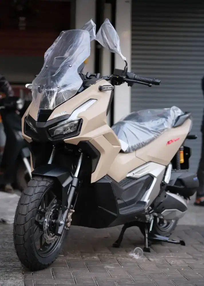 HONDA ADV 160 ABS BROWN
