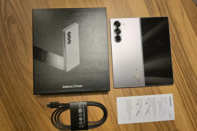 Dijual HP Samsung Galaxy Z Fold 6