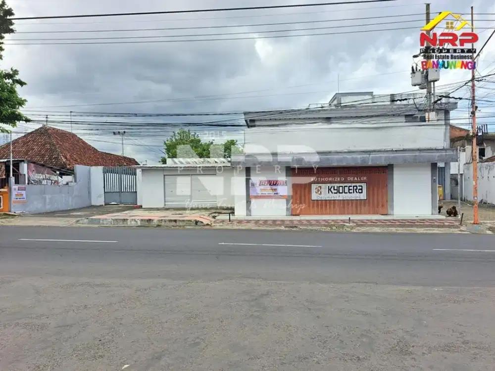 Rumah MEWAH Pinggir Jalan Dekat Mendut Regency Banyuwangi