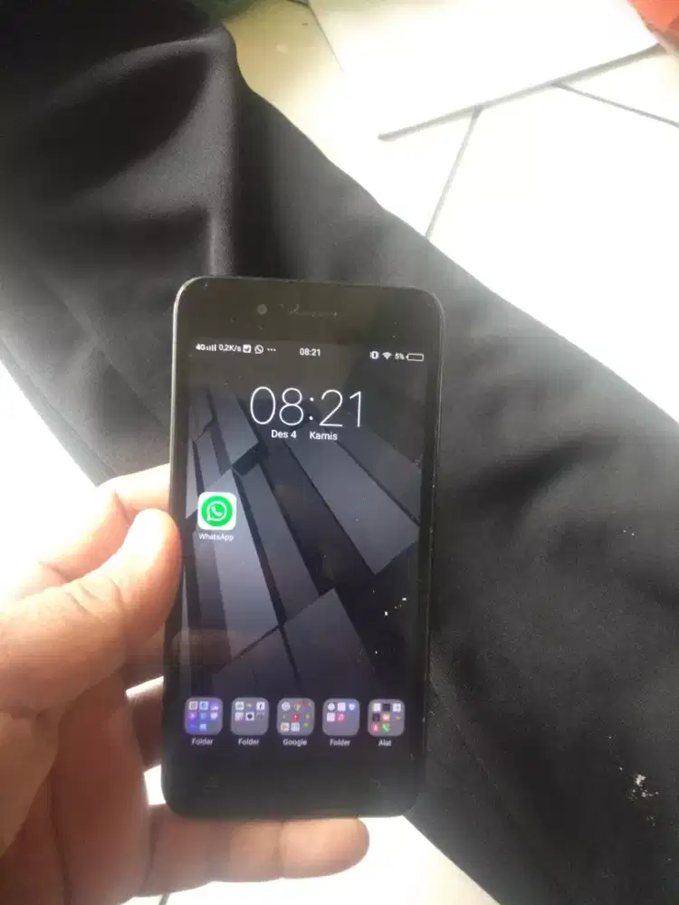 Vivo y53 ram 2 hp normal batre awet