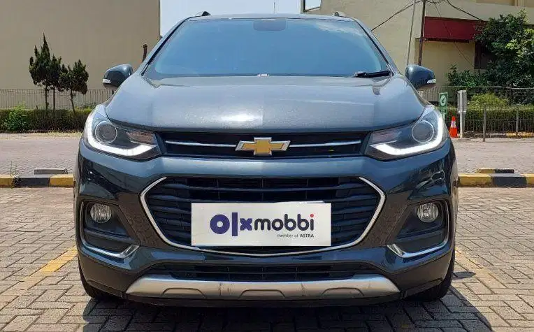 TDP 7,JT Chevrolet Trax 1.4 Turbo LTZ Bensin-AT Silver 2017