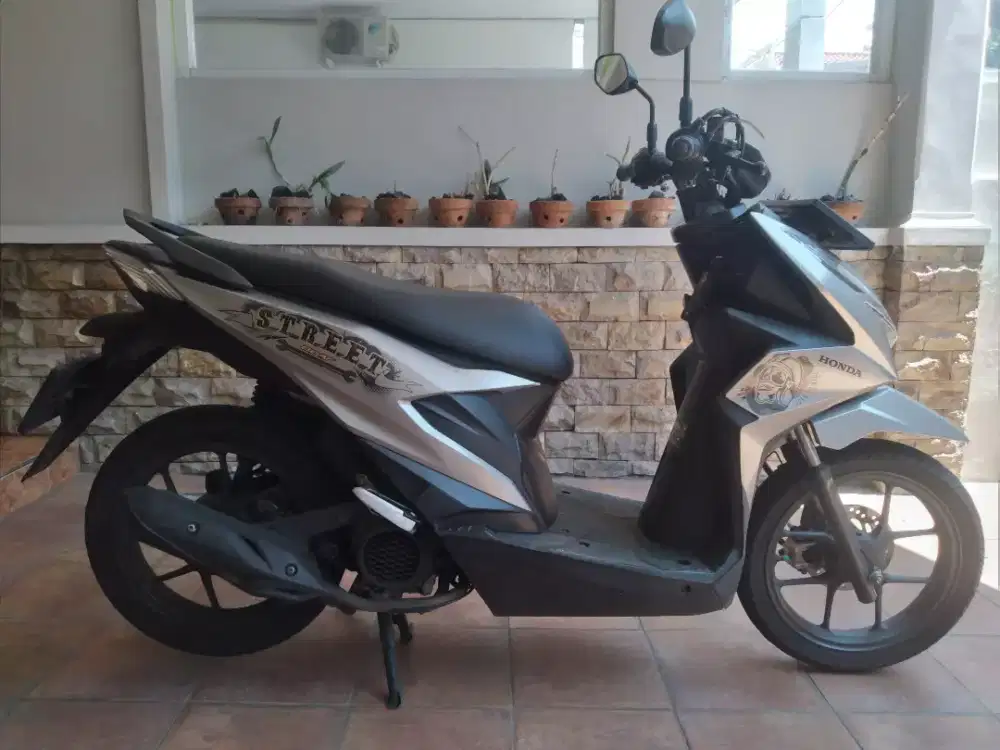 Di Jual Honda Beat Street 2023 Siap Pake