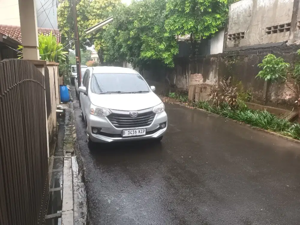 Daihatsu xenia M 1.0  manual th 2016