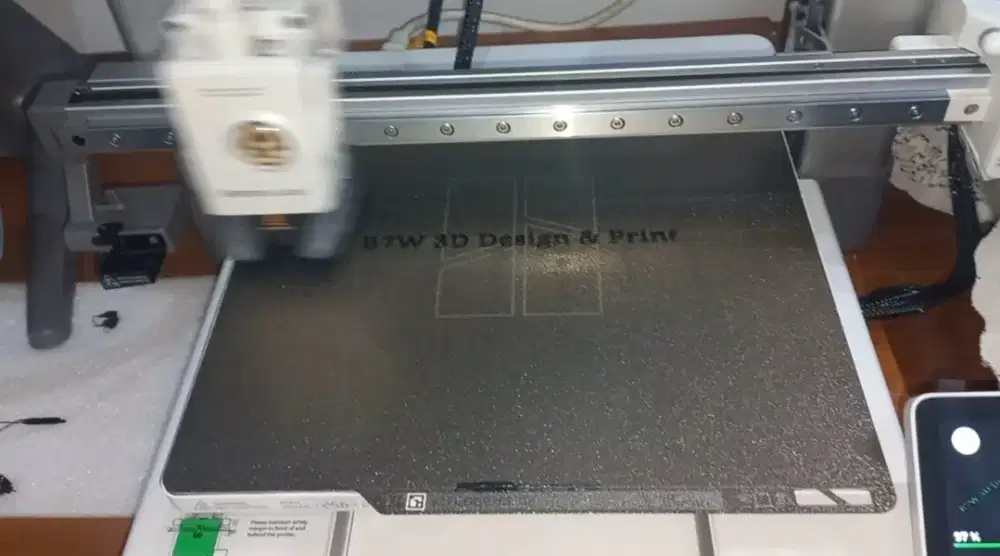 Pencetakan benda 3D dr bahan filamen PLA