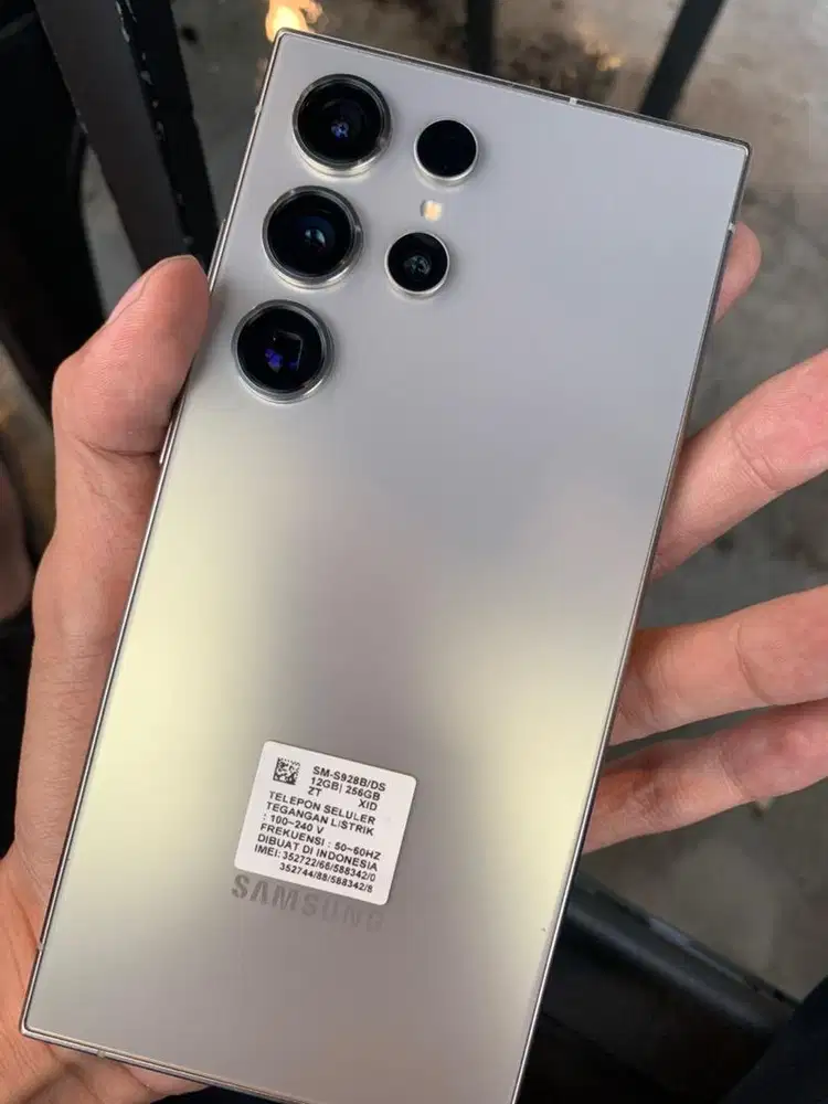 Samsung S24 Ultra 12/256 Garansi Resmi Panjang 2026