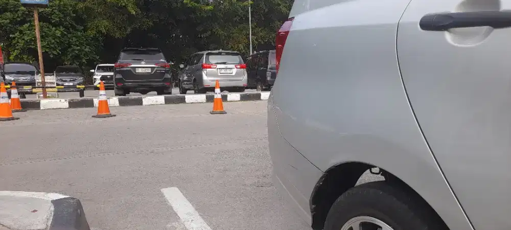 Driver Dalam Kota Luar Kota