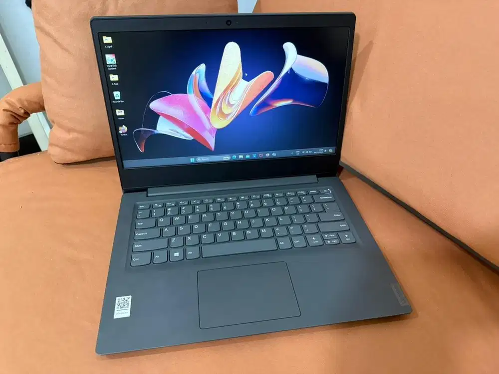 Laptop Lenovo V14 Amd Athlon Ram 8