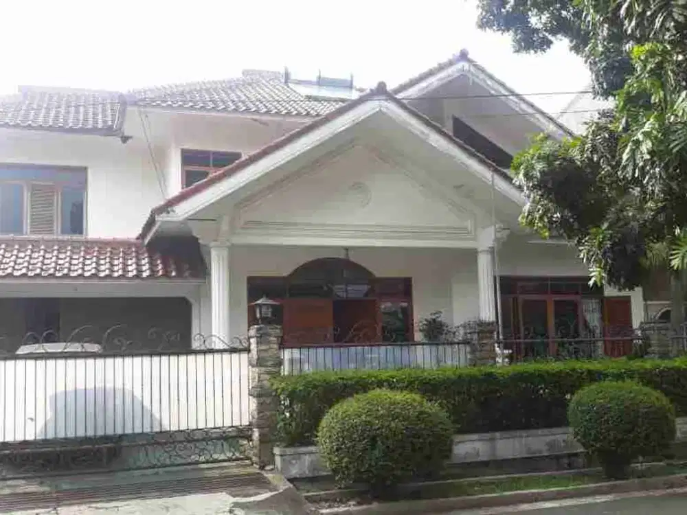For Sale RUMAH KOKOH  2 LT THE BEST LOKASI  SUKALUYU SEMI FURNISHED