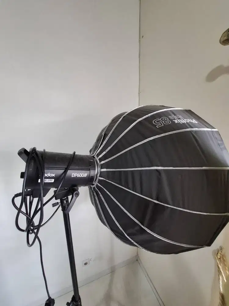 Paket Lighting Studio Godox DP600 Mark III + Softbox 85cm + Tripod Tak