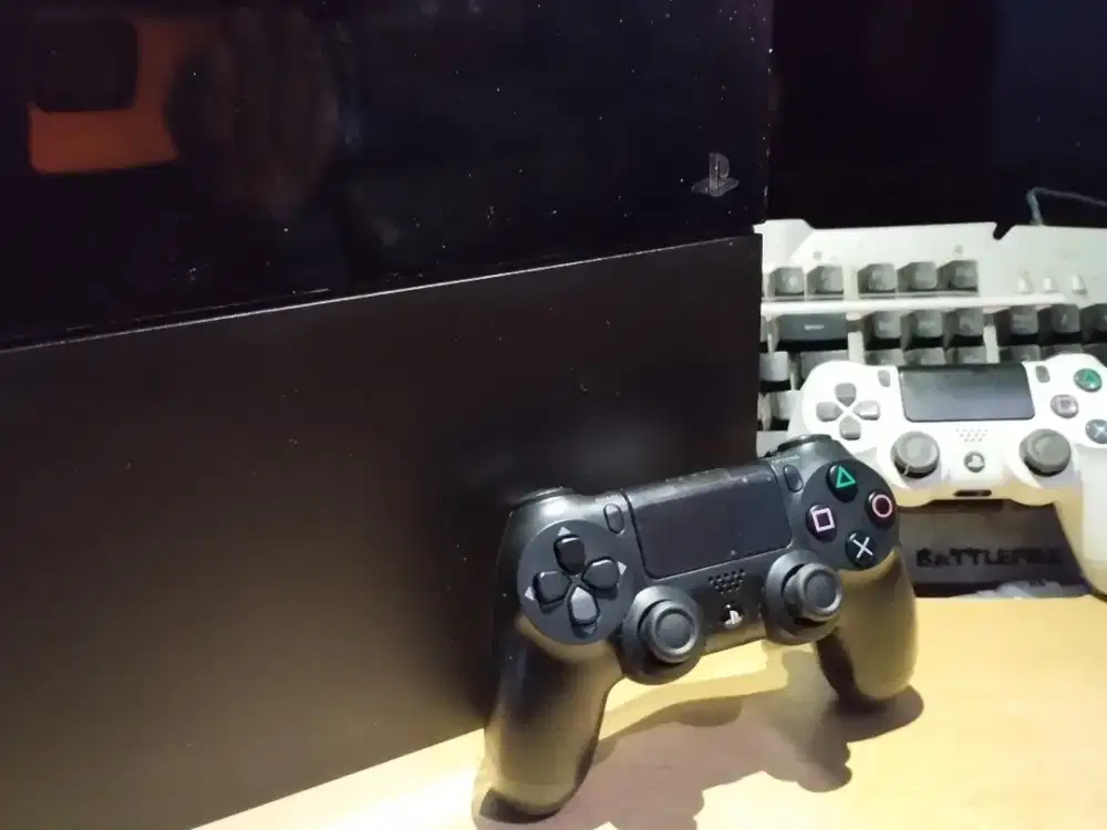 PlayStation 4 Fat kondisi Baru