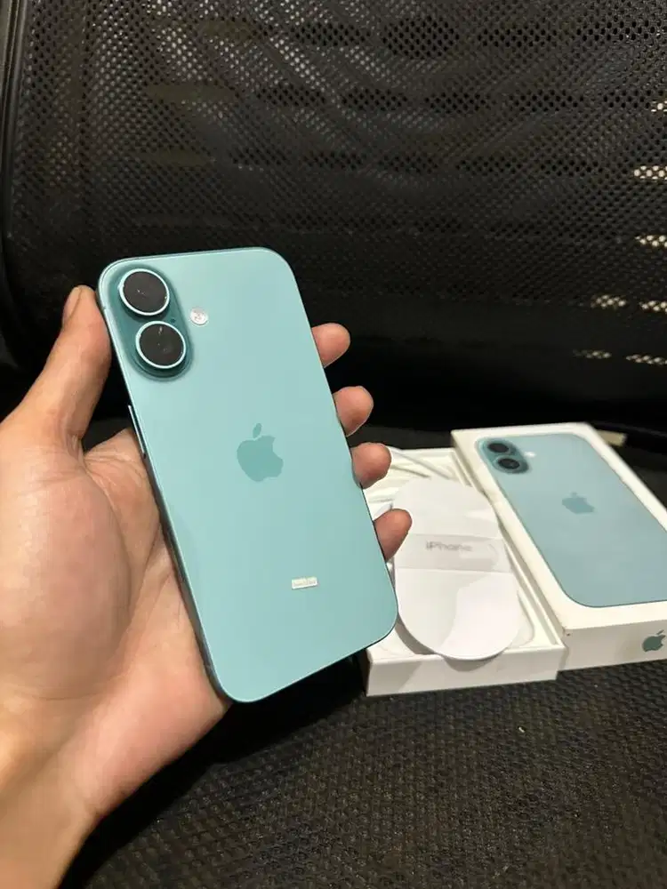 iPhone 16 128 iBox garansi 11 bulan lagi