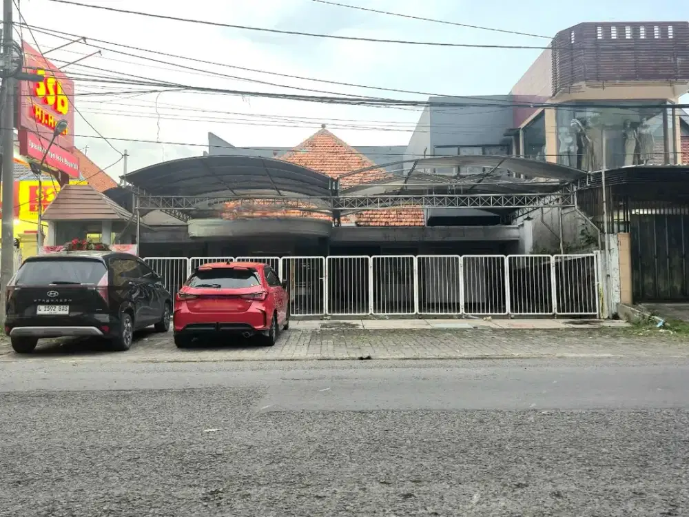 Rumah di Jalan Musi, Darmo, Surabaya Pusat STRATEGIS