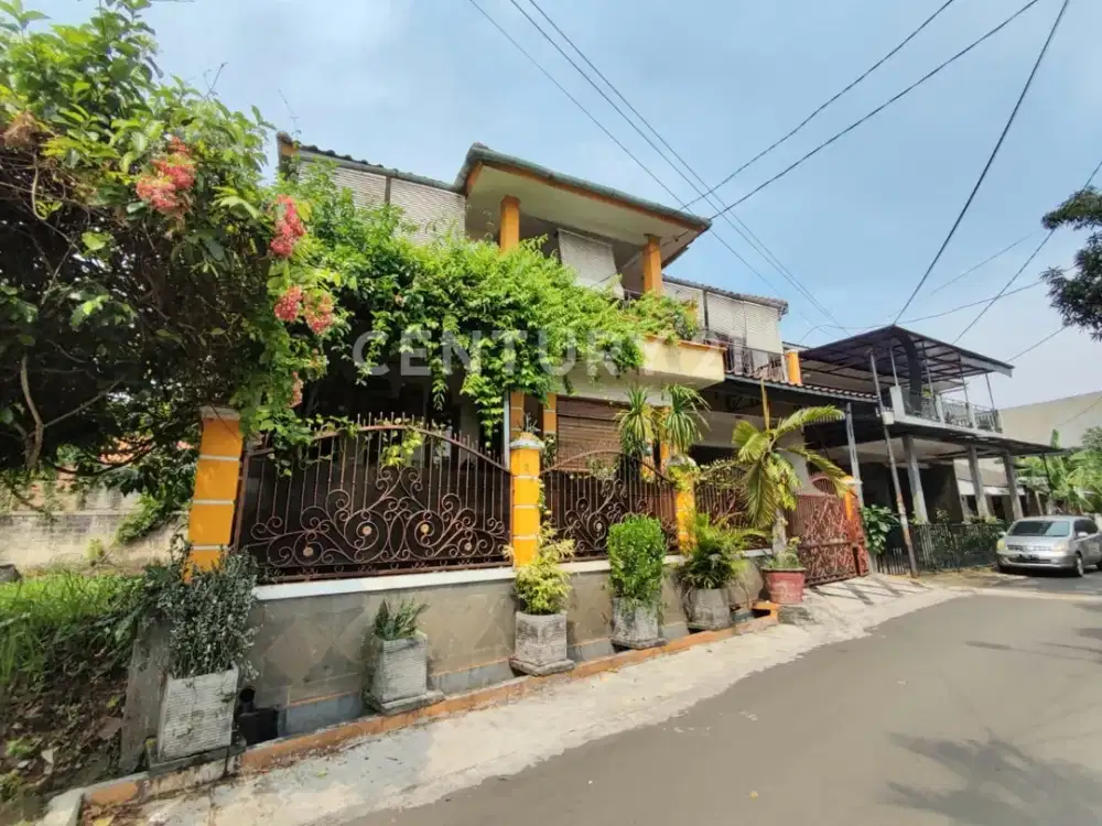 RUMAH KOS LOKASI STRATEGIS SIAP HUNI DI PESANGGRAHAN