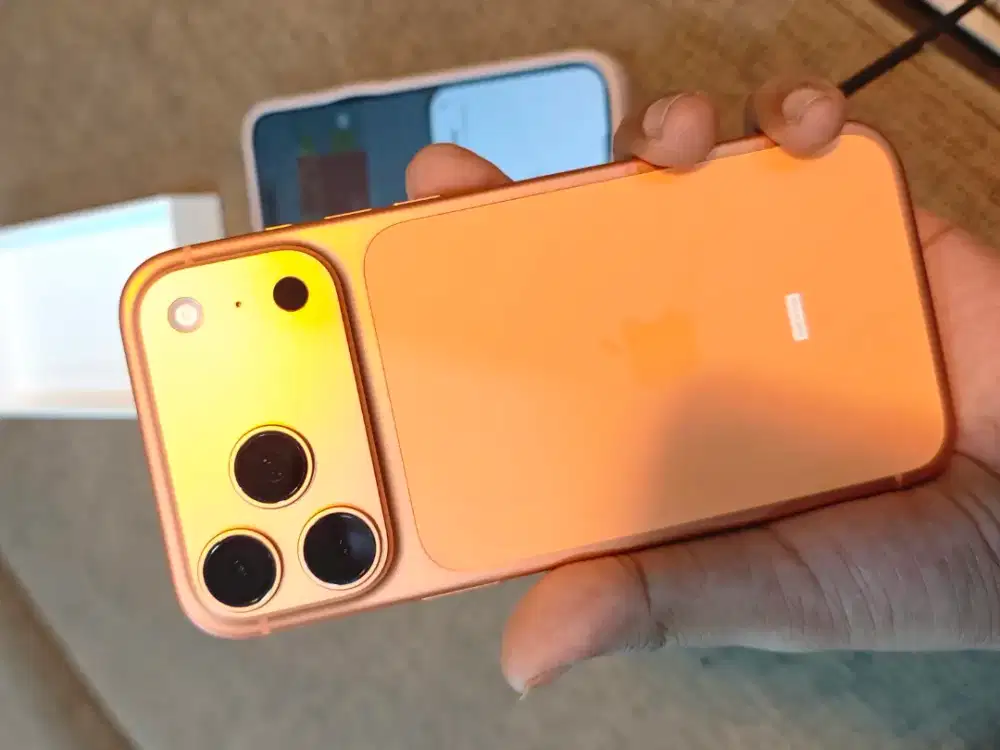 iPhone 17 Pro 256GB Cosmic LikeNew