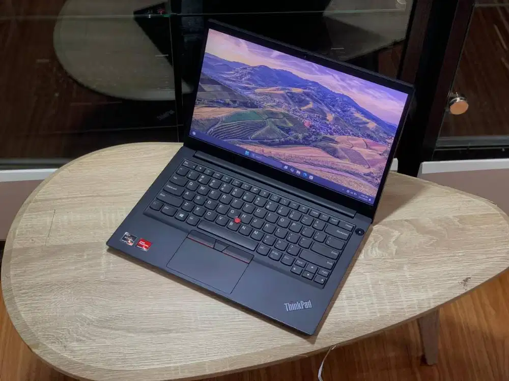 Laptop Lenovo E14 Bekas Kantor No-Minus Bergaransi