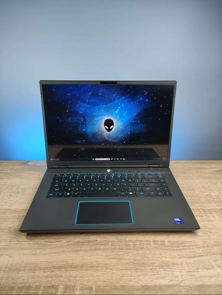 Alienware M16 R2 Ultra 7 155H RAM 32GB SSD 2TB RTX 4060 16” QHD+ 240Hz