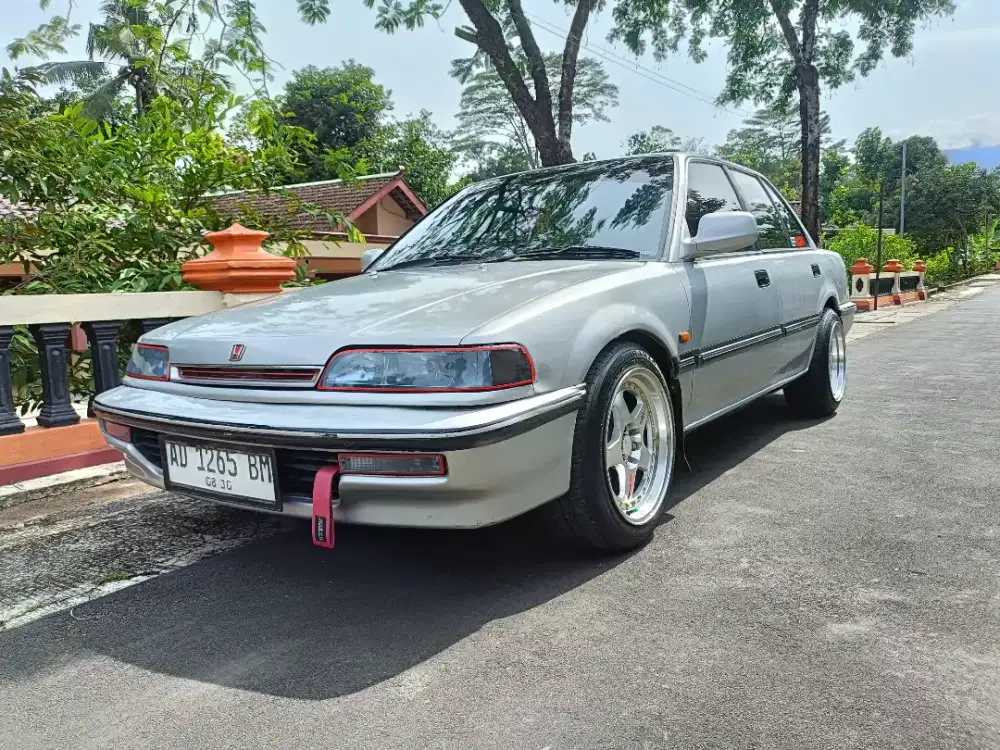Dijual Honda Grand Civic th90 istimewa