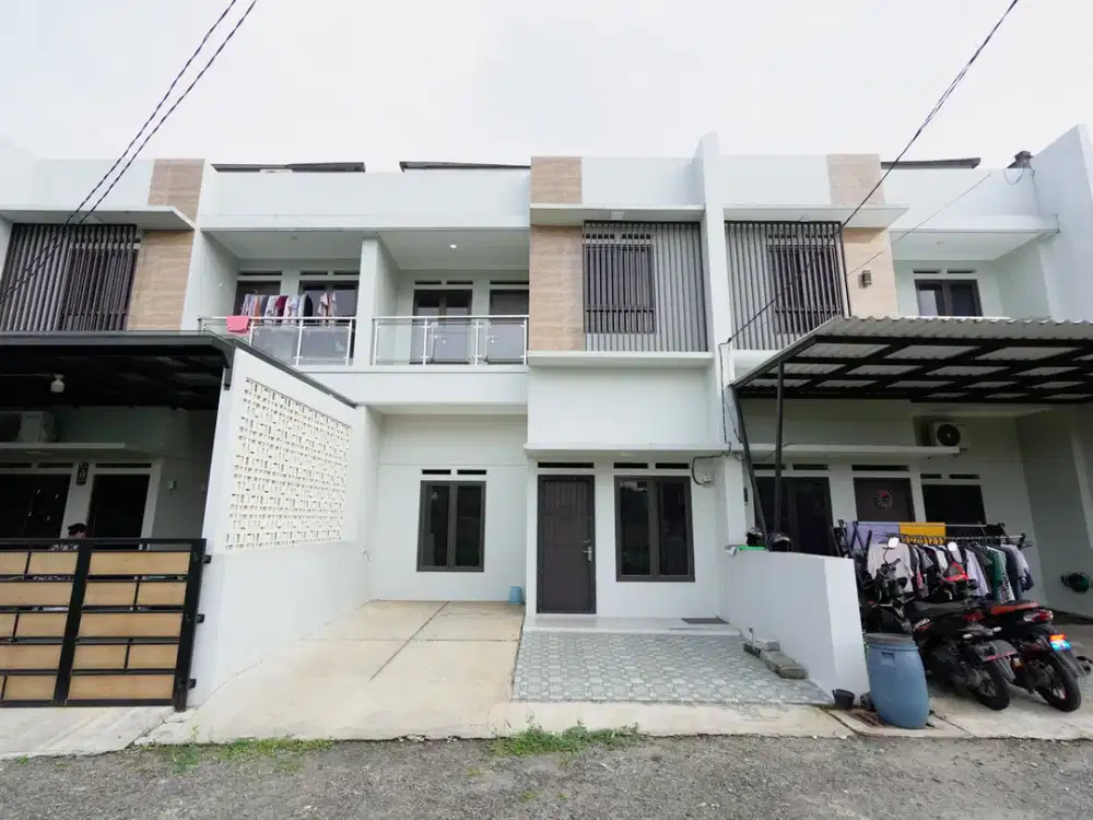 Rumah Hadap Timur 11 Menit ke Mal Ciputra Cibubur Dibantu KPR J-35086