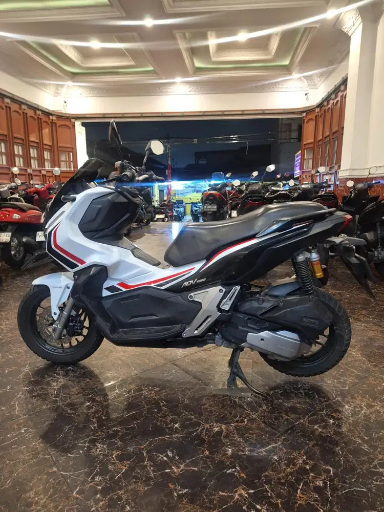 HUB KIKI DP 1JT ADV 150CBS 2020 CASH KREDIT KTP DAERAH BISA ACC