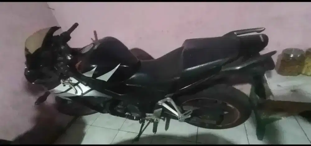 Honda CBR 150 OLD