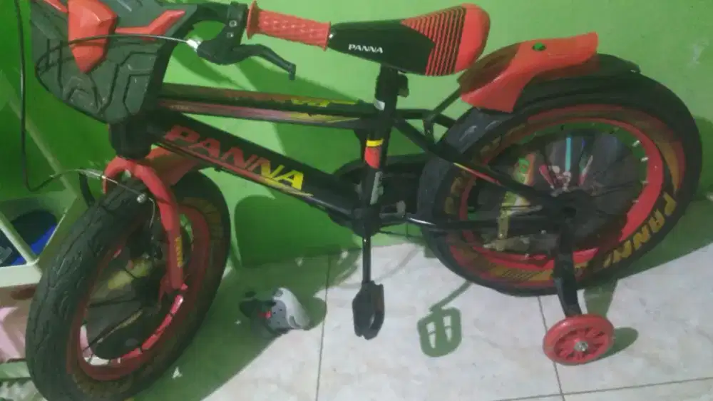 sepeda anak merk panna uk 16 .