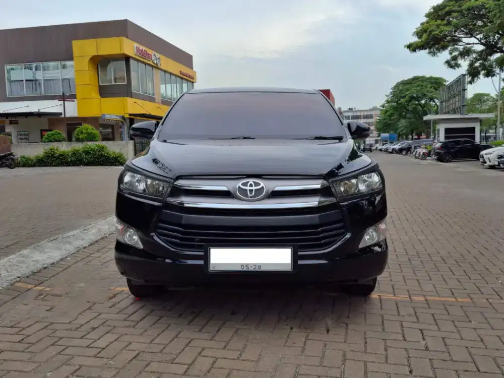 Toyota Inova G Disel AT 2018 Hitam