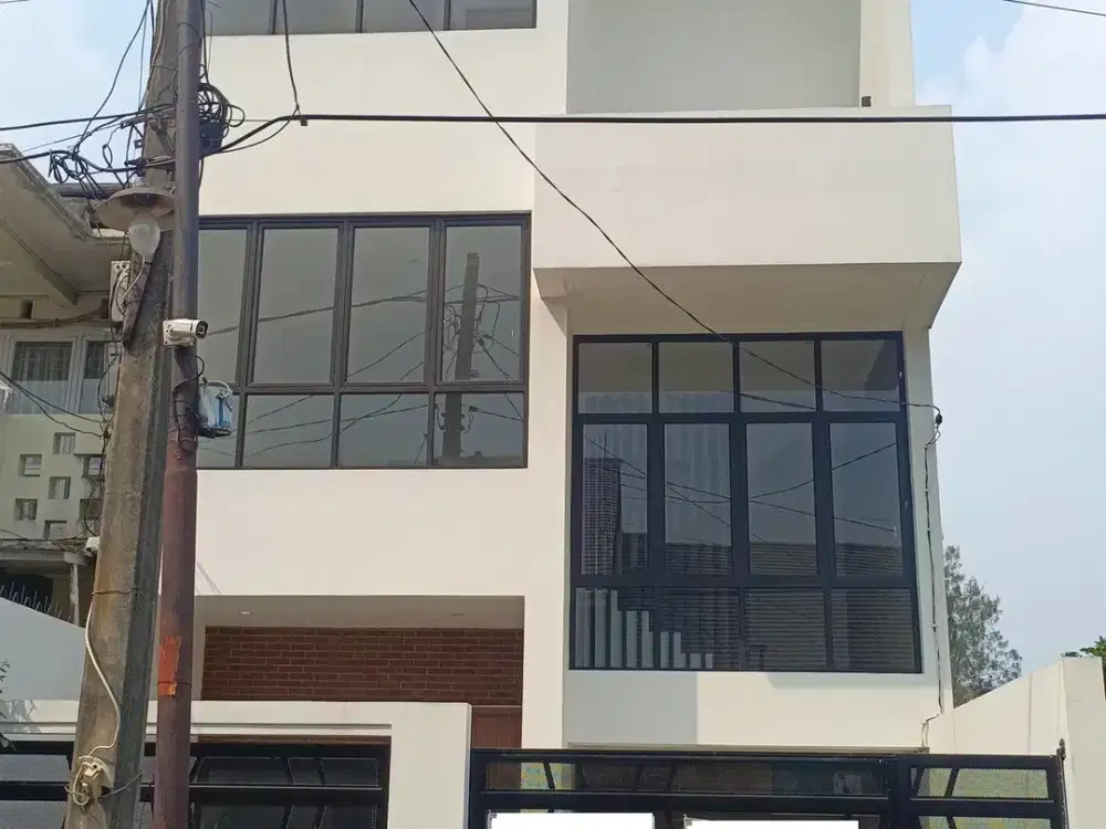Rumah 3 Lantai 15 Menit ke Transpark Mall Bintaro Bebas Banjir J-34835