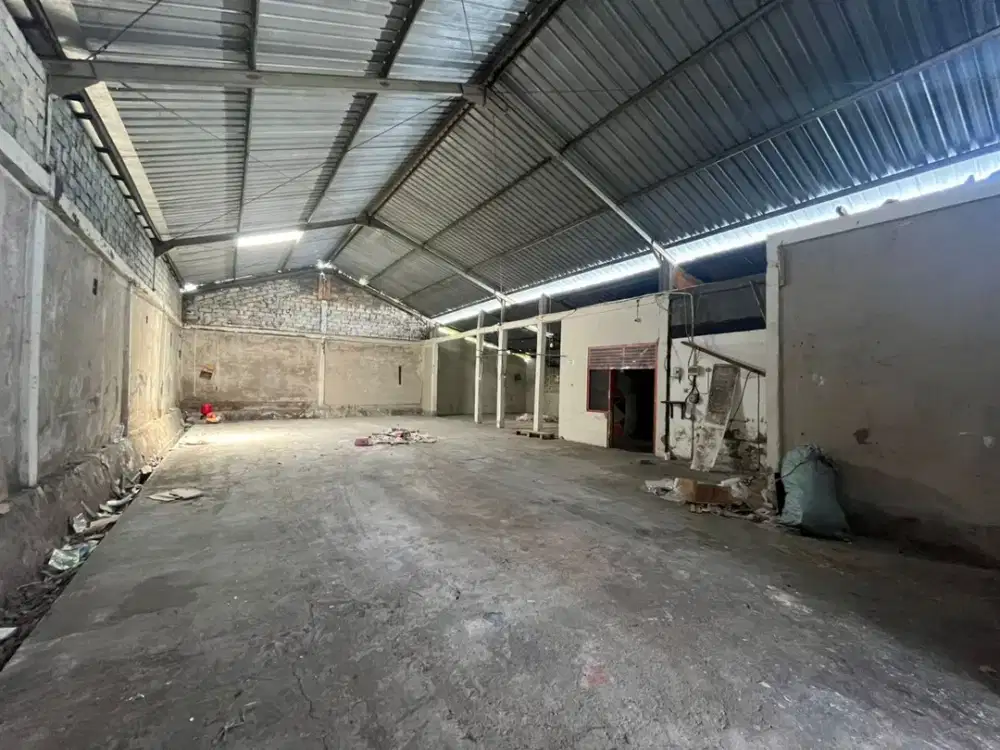 Disewakan Gudang lokasi Muding lokasi strategis akses sangat gampang.