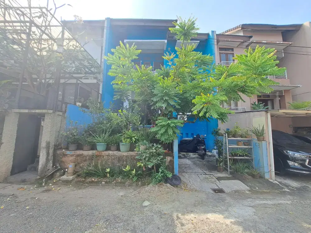 Rumah 2 Lt SHM 15 Mnt ke Brigif 1 Toll Plaza Dibantu KPR J-34682