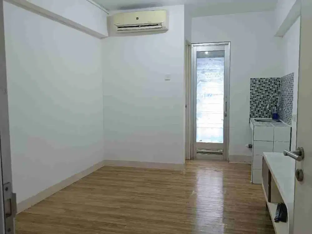 Di sewakan apartemen Greenbay Pluit