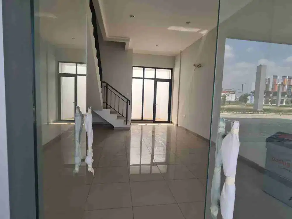 disewa ruko 3lt di Summarecon crown gading bekasi