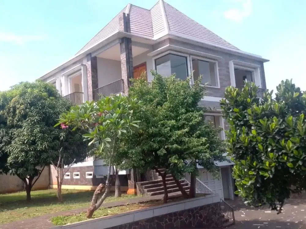 DIJUAL RUMAH ASRI DAN MEWAH DI KAWASAN CIBUBUR JAKARTA TIMUR